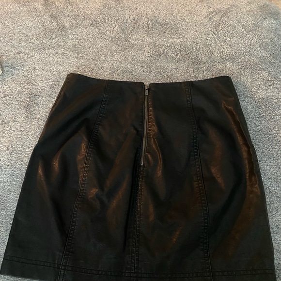 Free People Vegan Leather Mini Skirt - Picture 4 of 4